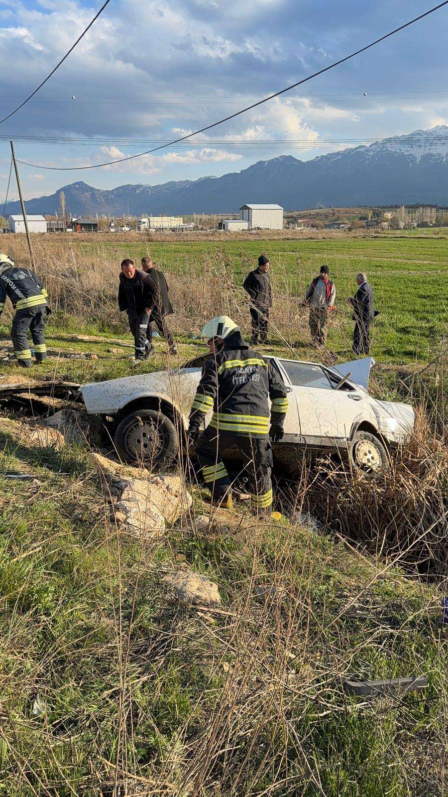 Konya’da otomobil bu hale geldi! 1 ölü, 1 yaralı var 17